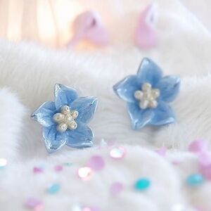 Springtime Pastel Petite Blue Floral Earrings